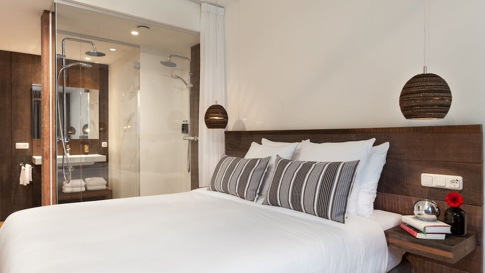 Фото Van Heeckeren Hotel