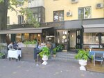 La Barca Fish & Wine (Ablai Khan Avenue, 145), restaurant