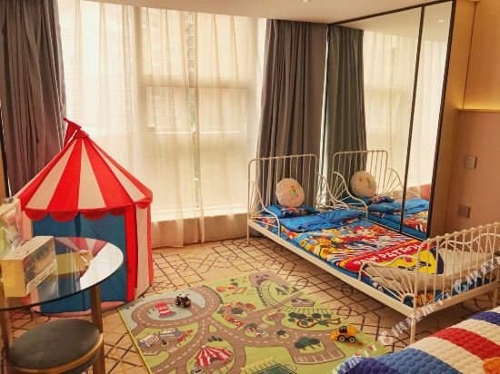 Фото Minshan Lhasa Grand Hotel