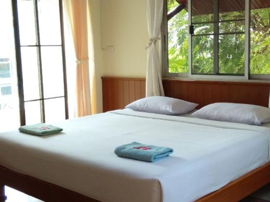 Фото Safe House Court