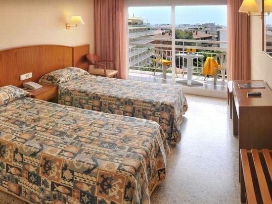 Фото Hotel Ght Oasis Park & SPA