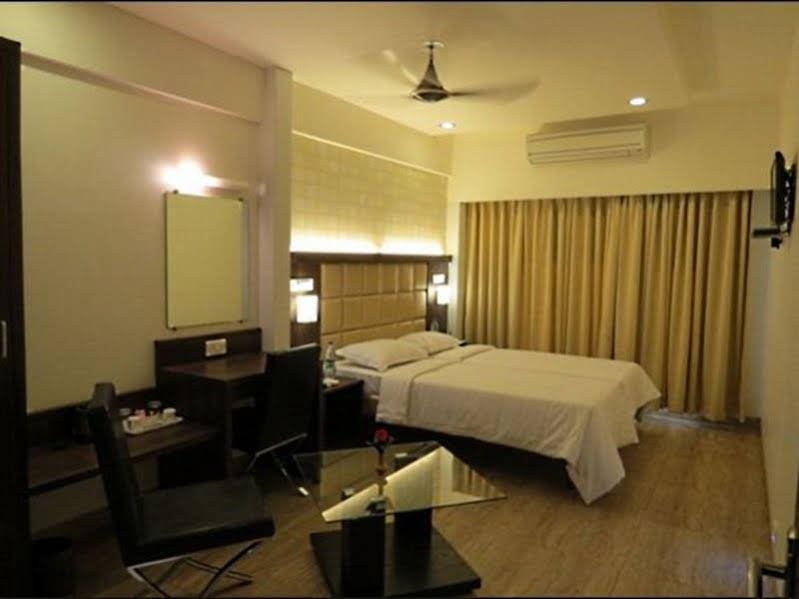 Фото Krishna Avatar Stay Inn