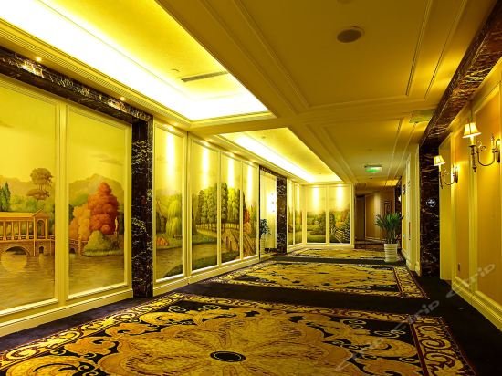 Фото City Vogue Hotel