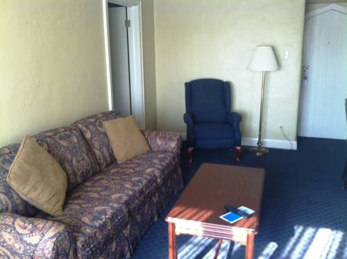 Фото Senate Luxury Suites