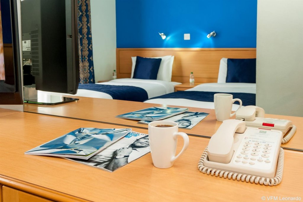 Фото Mercure London Hyde Park Hotel