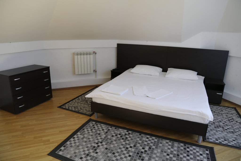 Фото Пионер