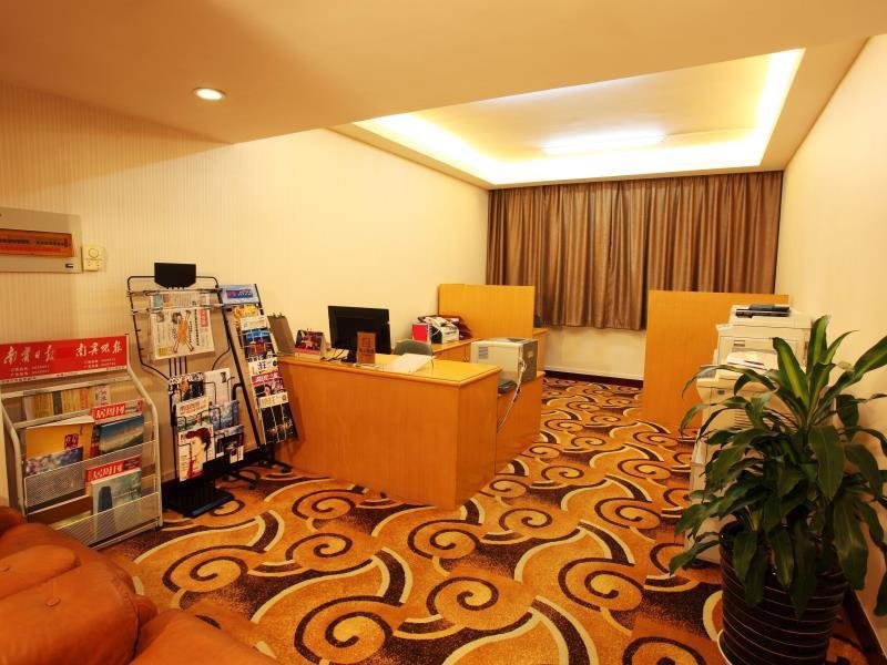 Фото Mingyuan Xindu Hotel