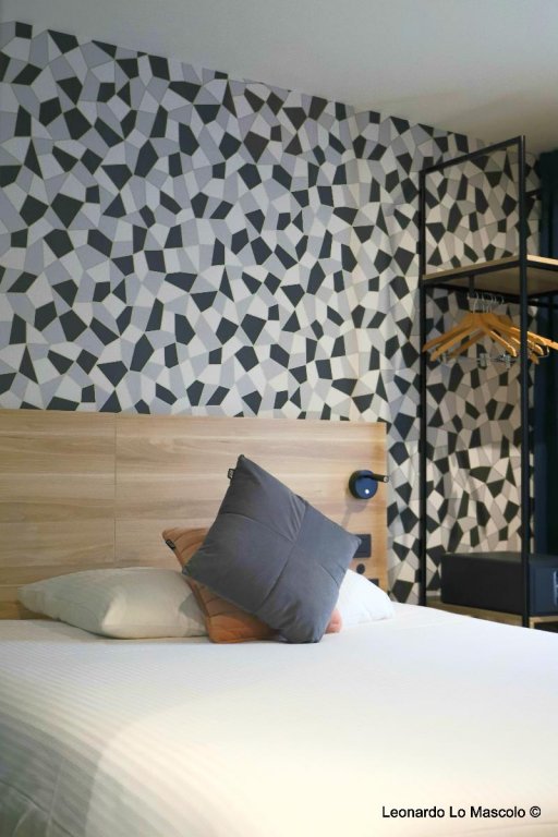 Фото Hôtel de l'Univers Liège