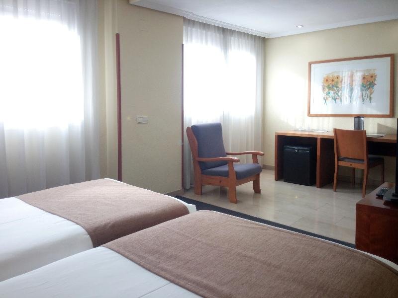 Фото Hotel Porcel Torre Garden