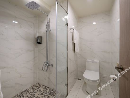 Фото Aeris International Hotel