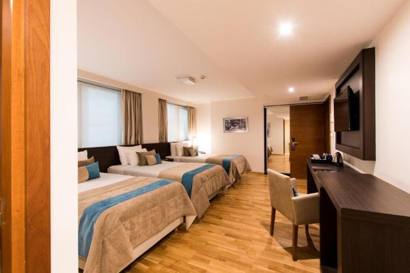 Фото Caseros 248 Hotel