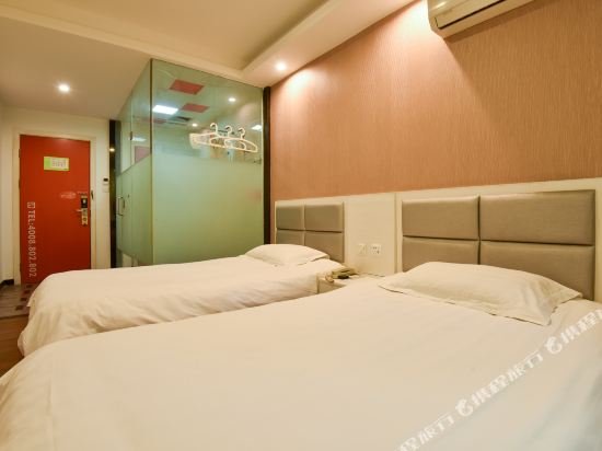 Фото Pod Inn Xi'an Giant Wild Goose Pagoda