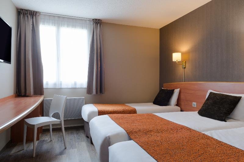 Фото The Originals City, Hôtel La Terrasse, Tours Nord