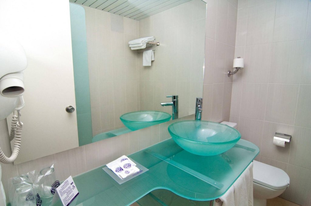 Фото Hotel Servigroup Pueblo Benidorm