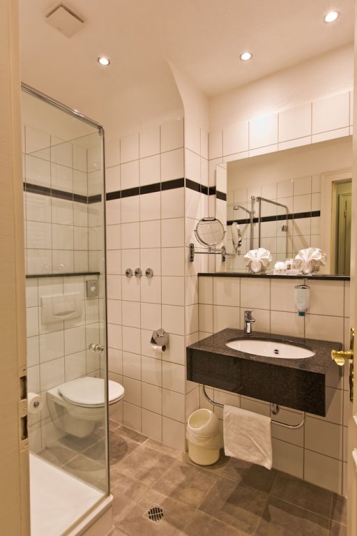 Фото Astor & Aparthotel