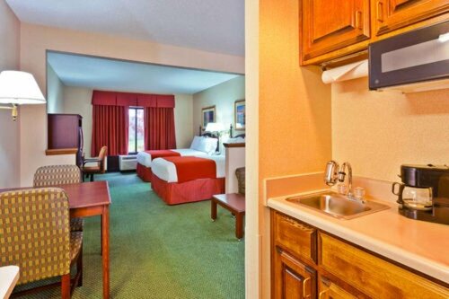Гостиница Auburn Place Hotel & Suites - Paducah