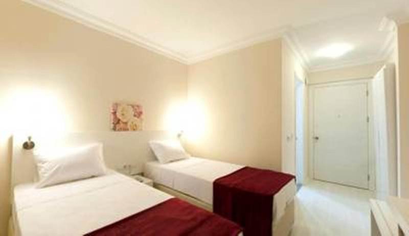 Фото Ayapam Hotel