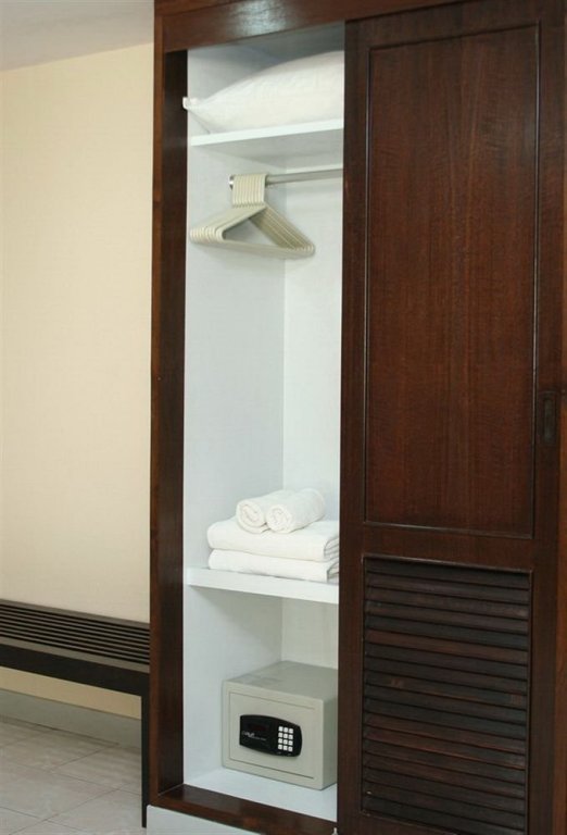 Фото Nice Beach Hotel