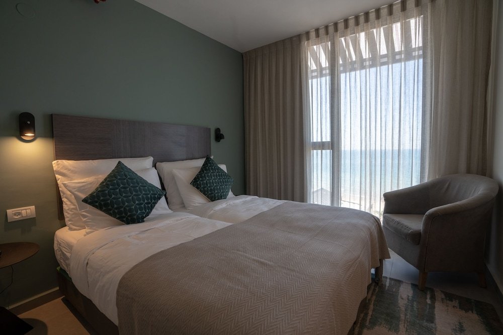 Фото Roxon Sea Sand Bat Yam