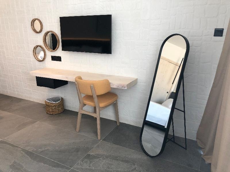 Фото 38904258497