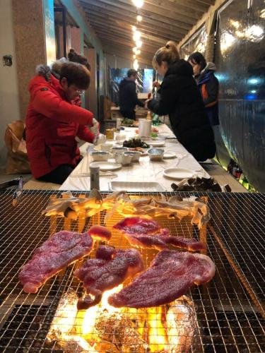 Фото Gangneung Ing Guesthouse - Hostel