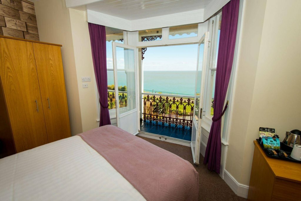 Hotel The Clifton, England, photo