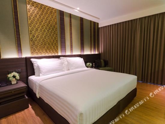 Фото Chillax Heritage Hotel