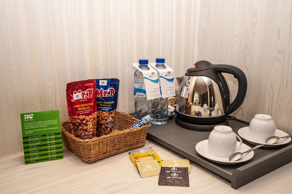 Фото Fm7 Resort Hotel Bandara Jakarta Airport