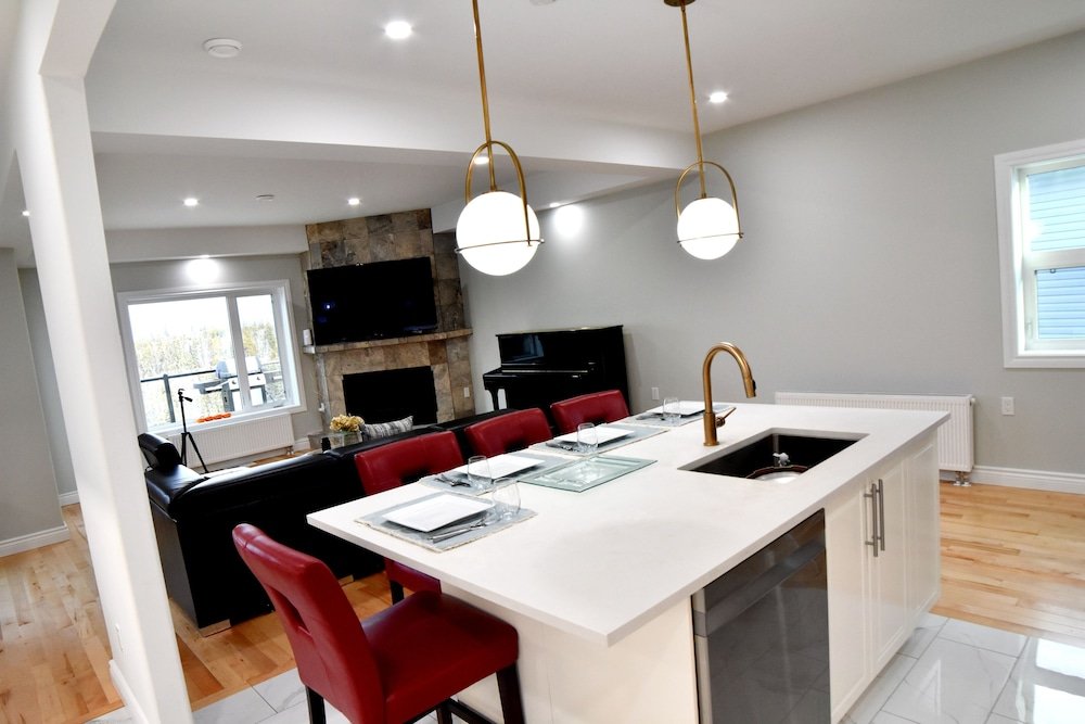 Фото Aurora Deluxe Vacation Guest House