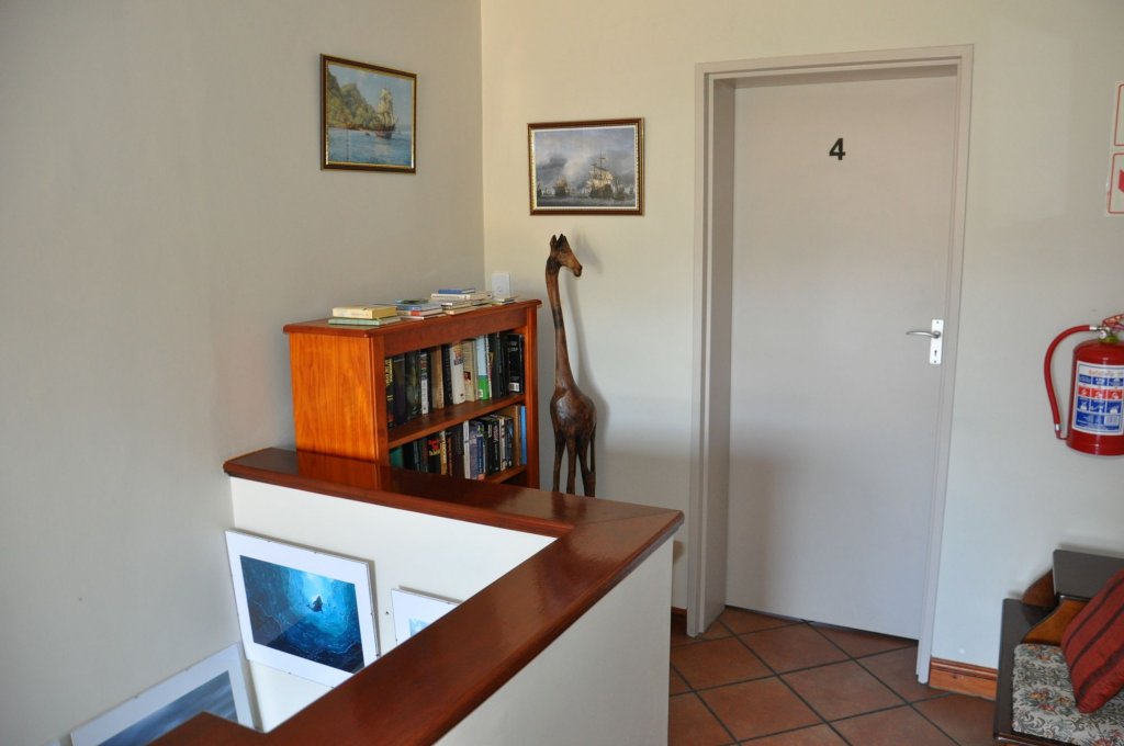 Фото Hermanus At Home