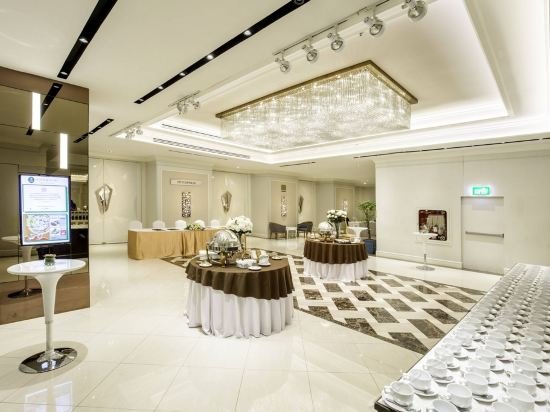 Фото Hotel Windsor Suites Bangkok