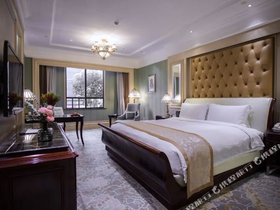 Фото Chongqing Auwi Hotel