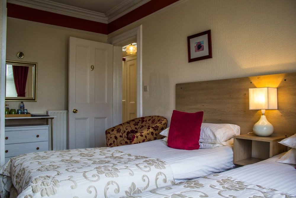 Фото Hazeldene Guest House