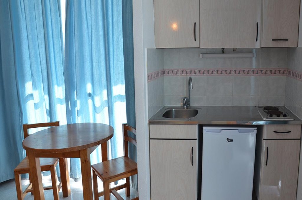 Фото Aparthotel Vibra Del Mar - Adults Only