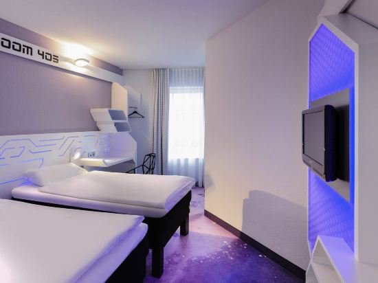 Фото B&b Hotel Bremen-Altstadt