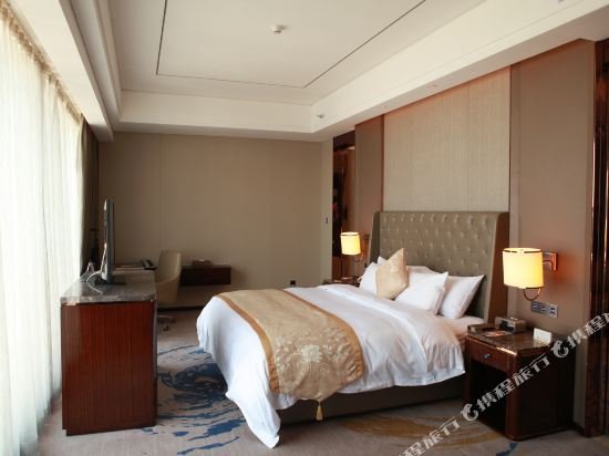 Фото Howard Johnson Tianyu Plaza Yingtan