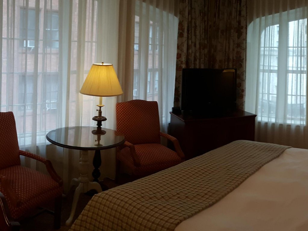 Фото The Wall Street Inn