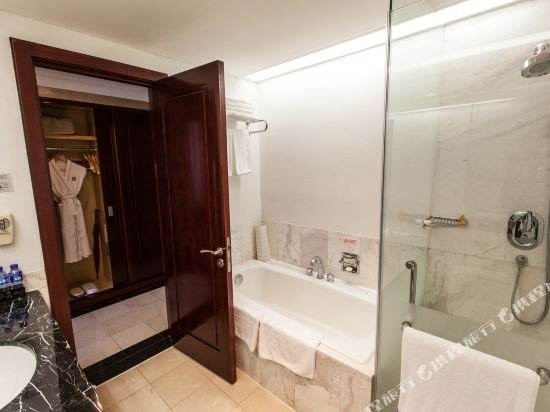 Фото Grand Hotel Beijing