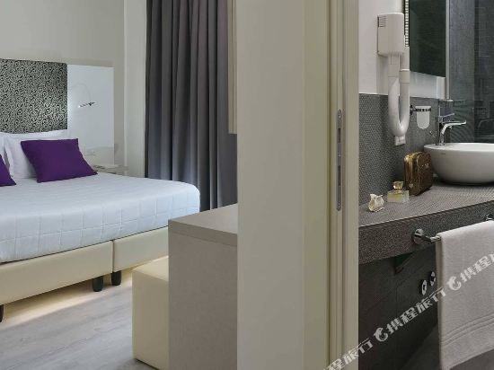 Фото Hotel Boemia