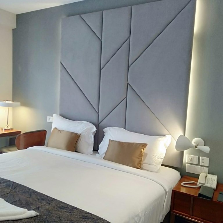 Фото De Mandarin