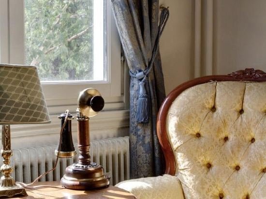 Фото Park Hotel Linköpings Fawlty Towers