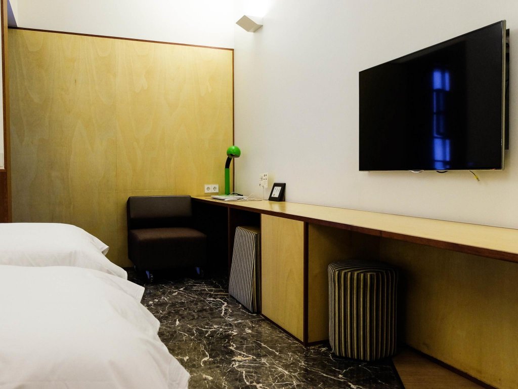 Фото отеля 3