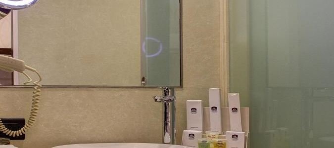 Фото The Sahil Hotel