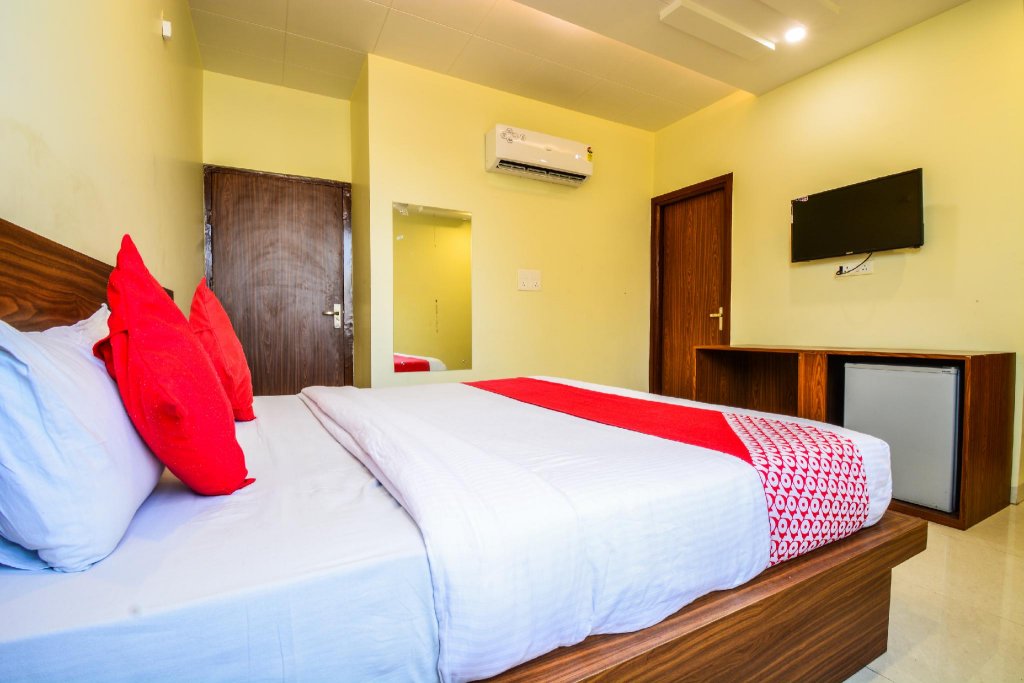 Фото Oyo 22204 Mark Inn