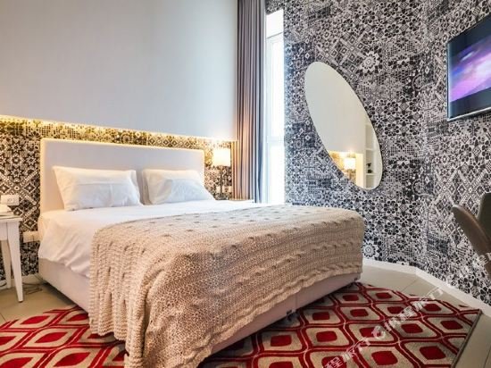 Фото Metropolitan Hotel