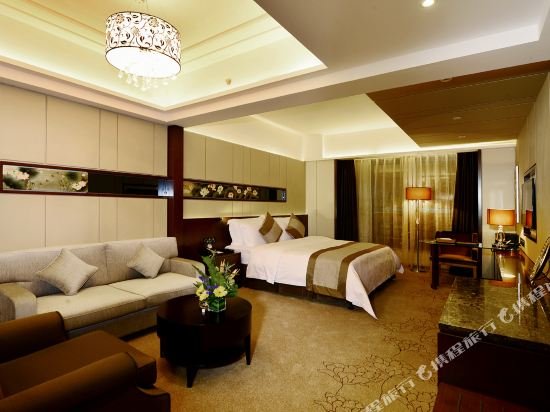 Фото Maoming International