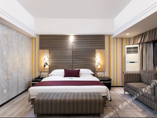 Фото Nanning Sanzan Hotel