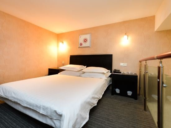 Фото Jitai Hotel Shanghai Railway Station South Square