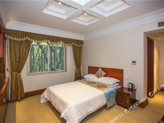 Фото Jiangsu Cuipingshan Hotel