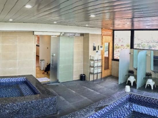 Фото Sakura Hotel 3